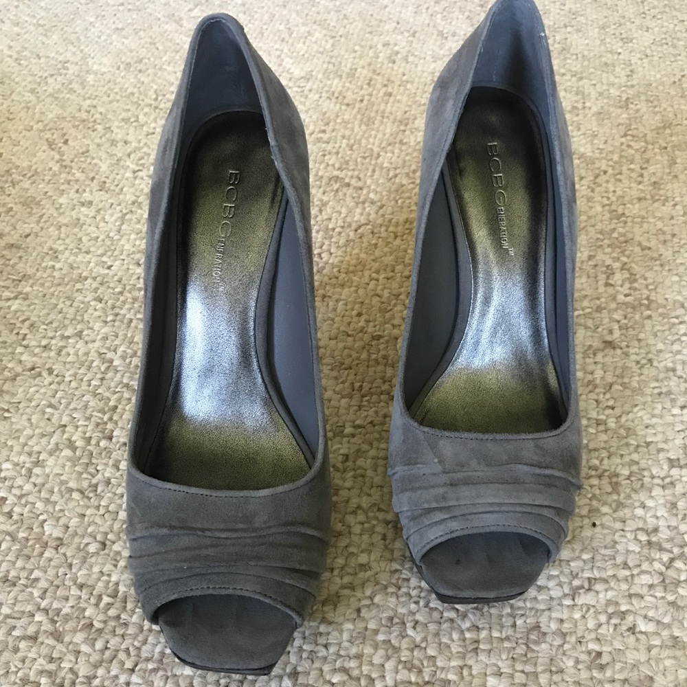 BCBG PEEP TOE HEELS